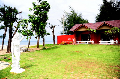 Laem Sadet Burapa Beach Resort, ThaMai, Chanthaburi - แหลมเสด็จ บูรพาบีช รีสอร์ท, ท่าใหม่, จ. จันทบุรี